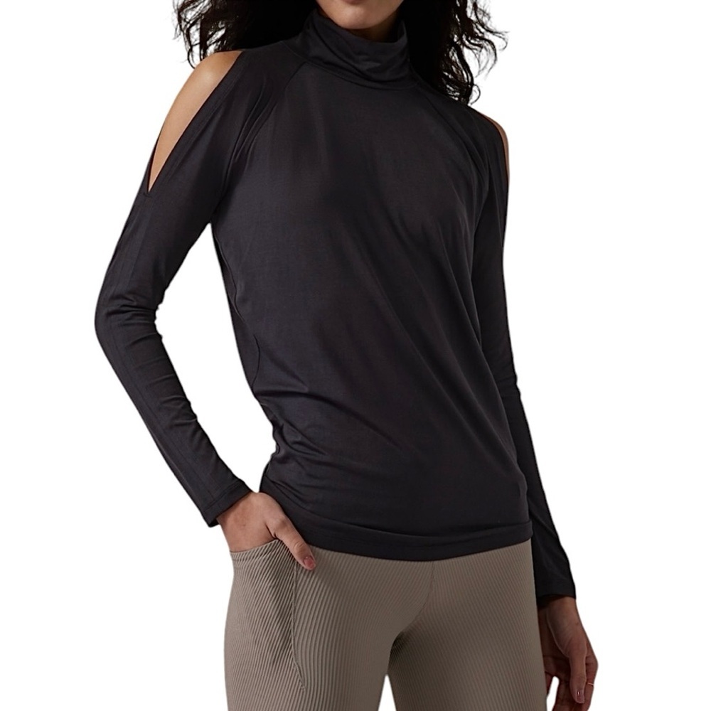 Athleta Coaster Luxe Black Cold Shoulder Turtle Neck Athleisure Top XS NWOT